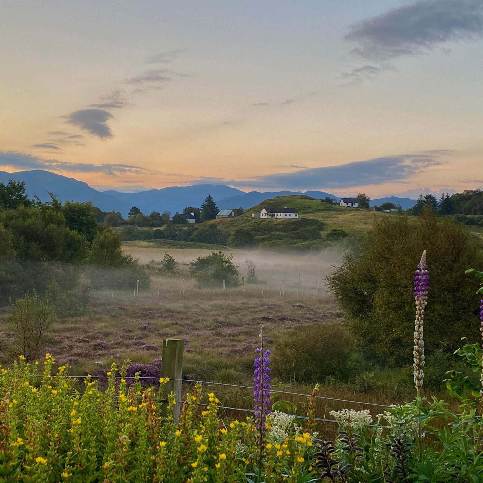 Off The Hill B&B Isleornsey  Екстер'єр фото