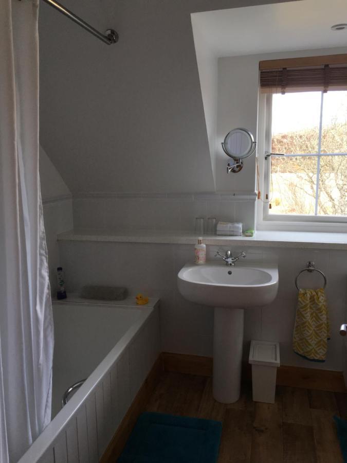 Off The Hill B&B Isleornsey  Екстер'єр фото